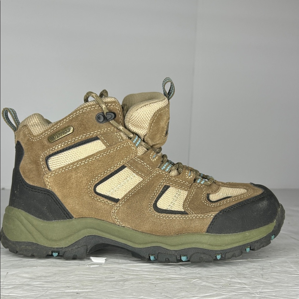 RedHead Men's Tan and Black Hiking Boots
